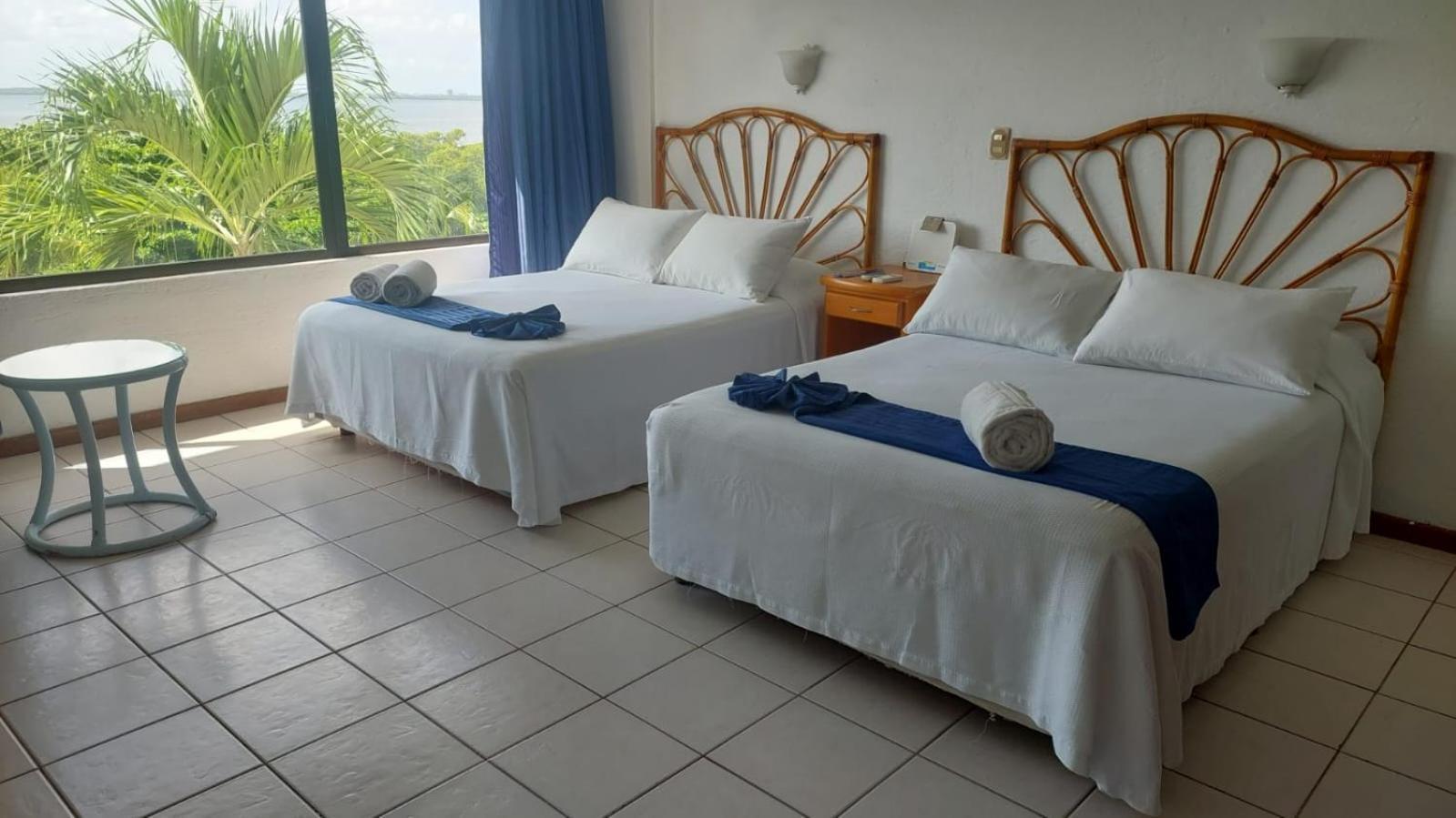Beachfront Apartments Cancún Eksteriør billede