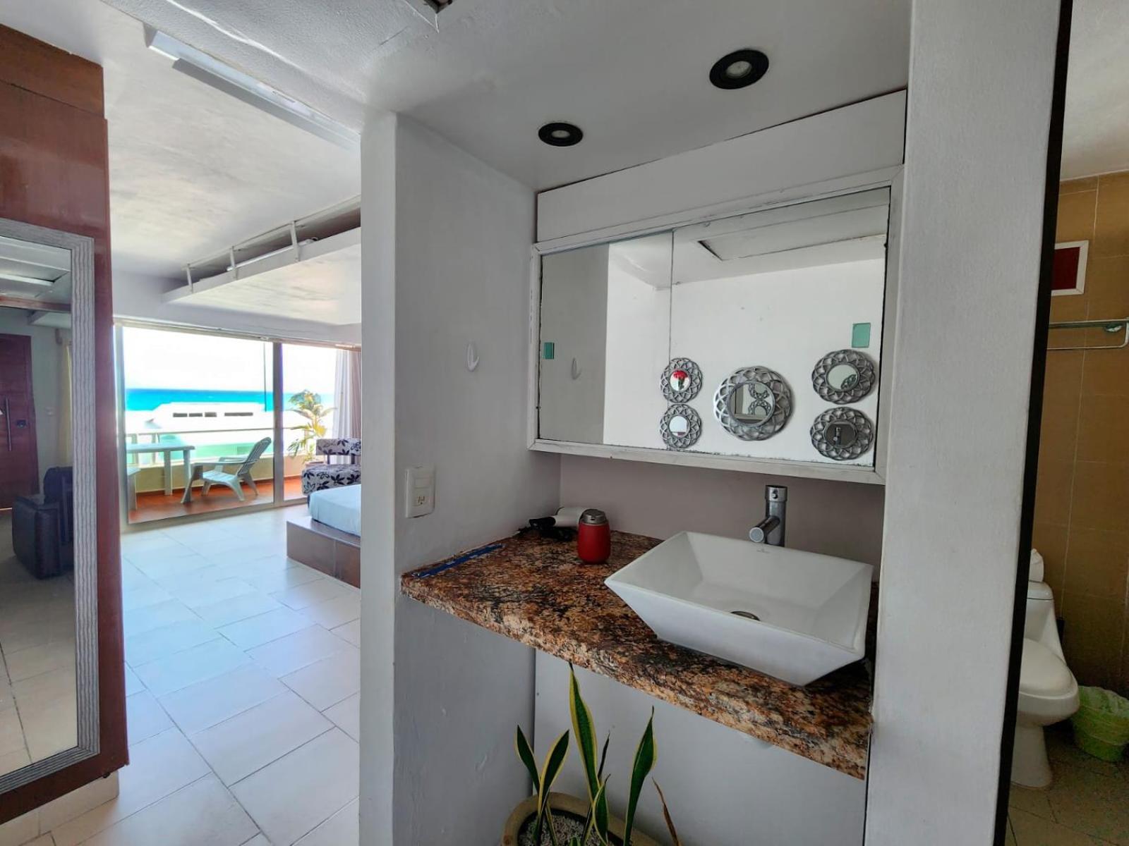 Beachfront Apartments Cancún Eksteriør billede