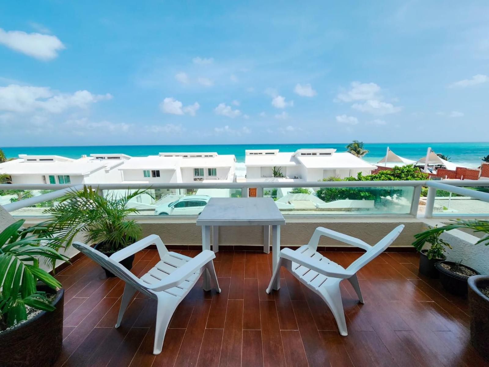 Beachfront Apartments Cancún Eksteriør billede