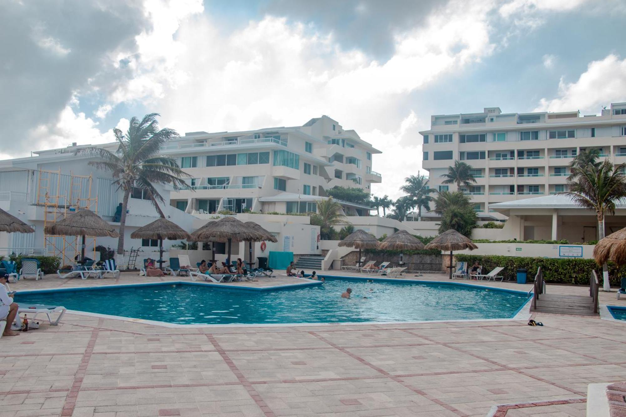 Beachfront Apartments Cancún Eksteriør billede