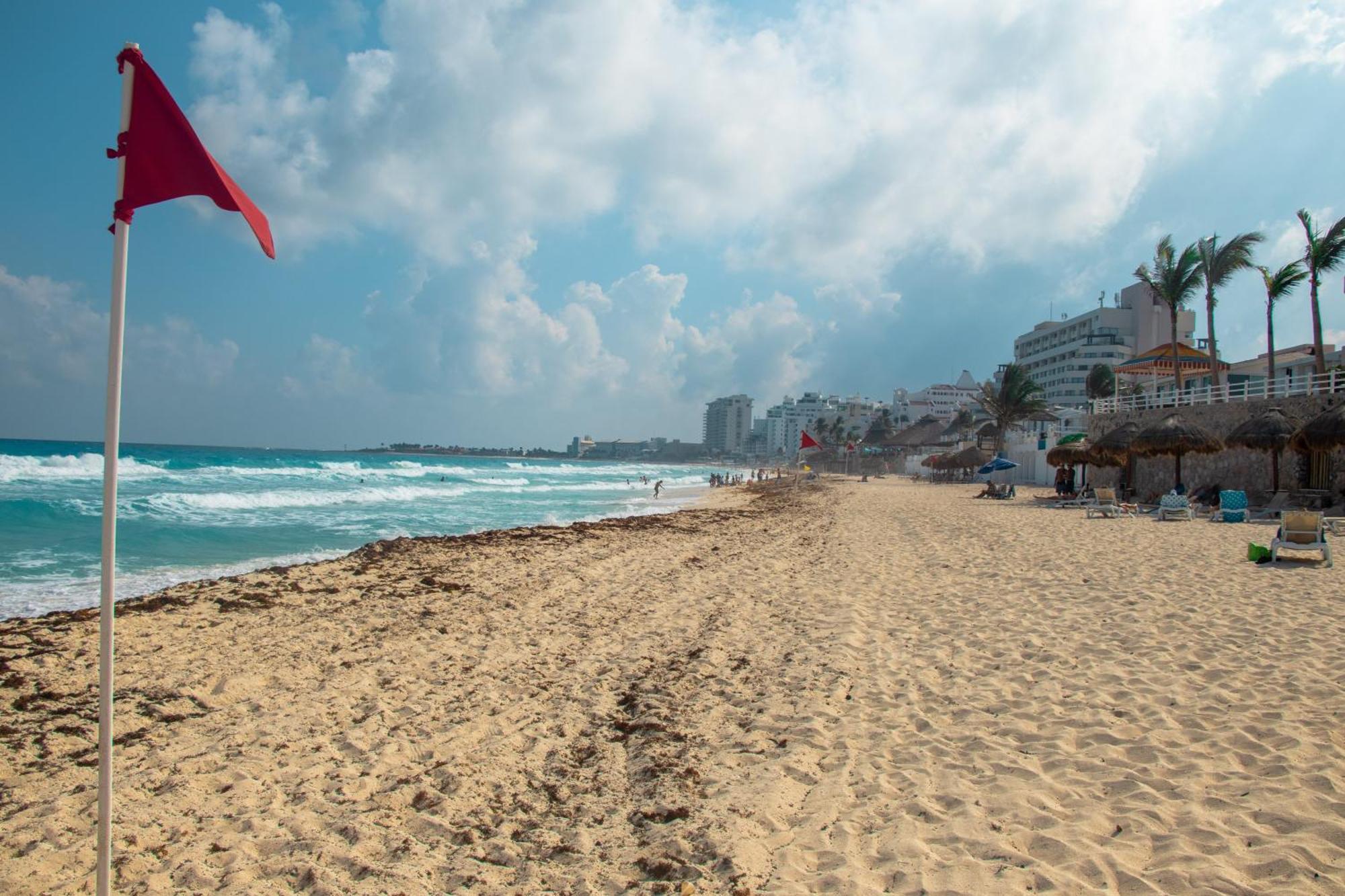 Beachfront Apartments Cancún Eksteriør billede