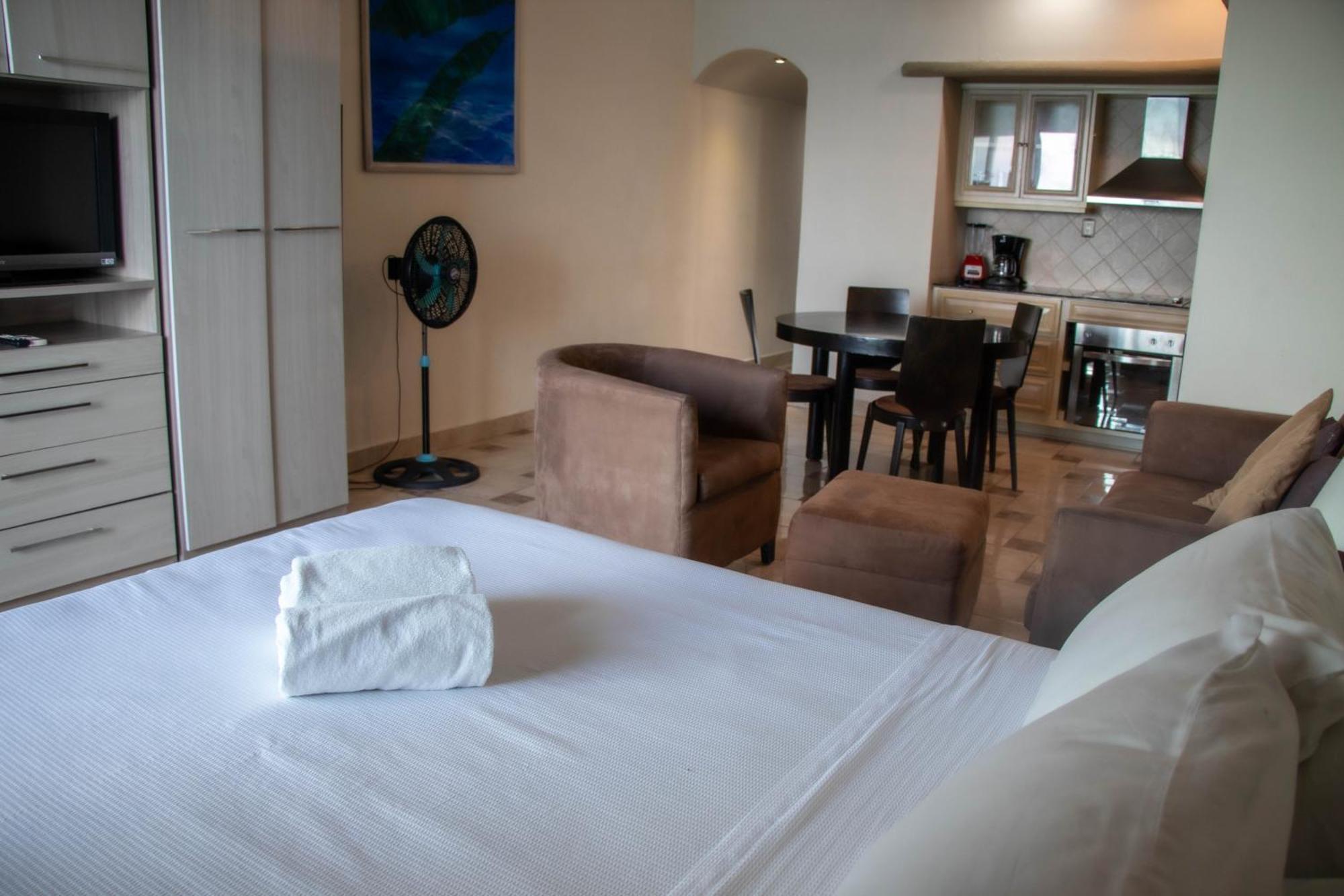 Beachfront Apartments Cancún Værelse billede